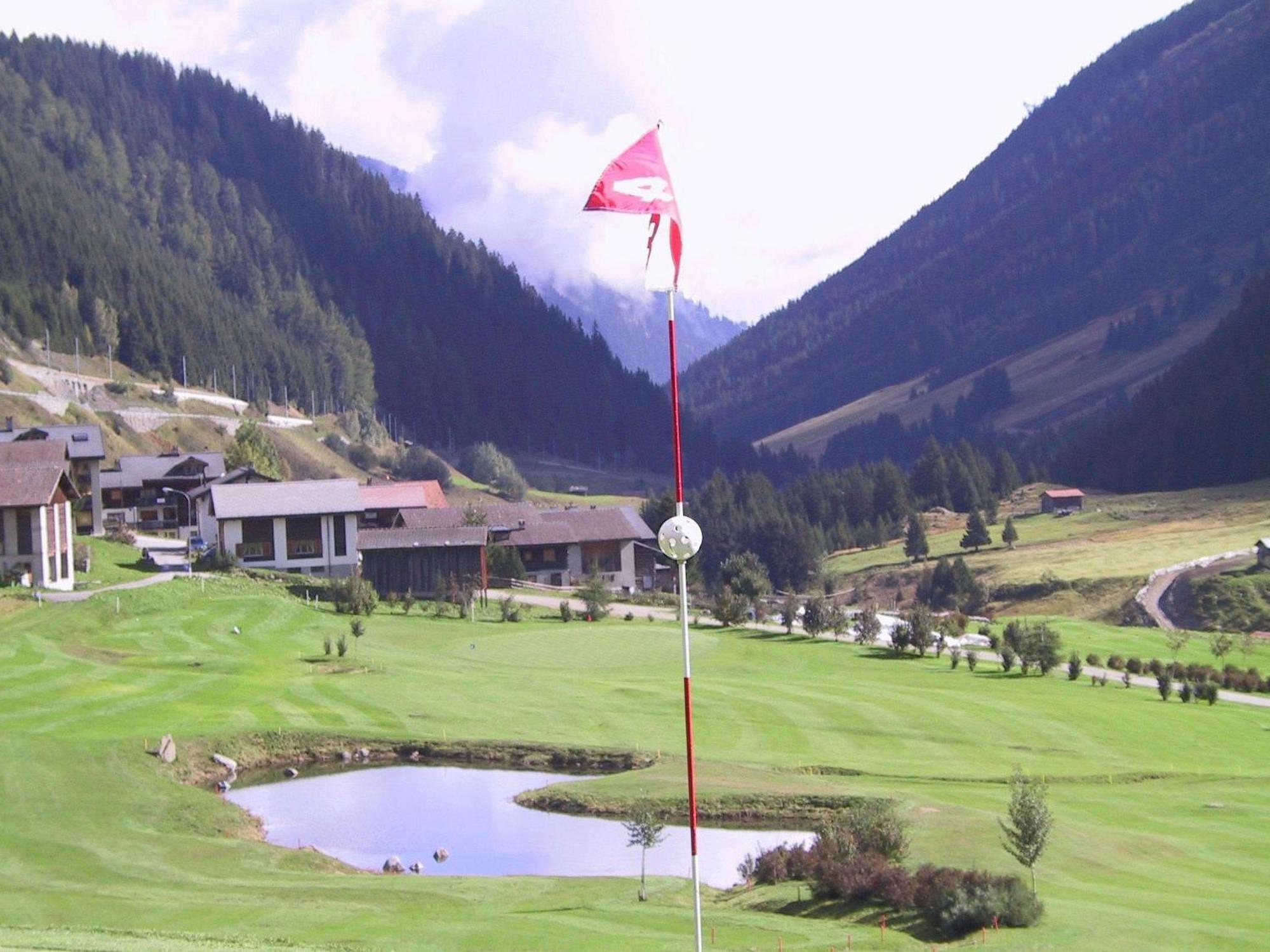 Hotel La Cruna Sedrun
