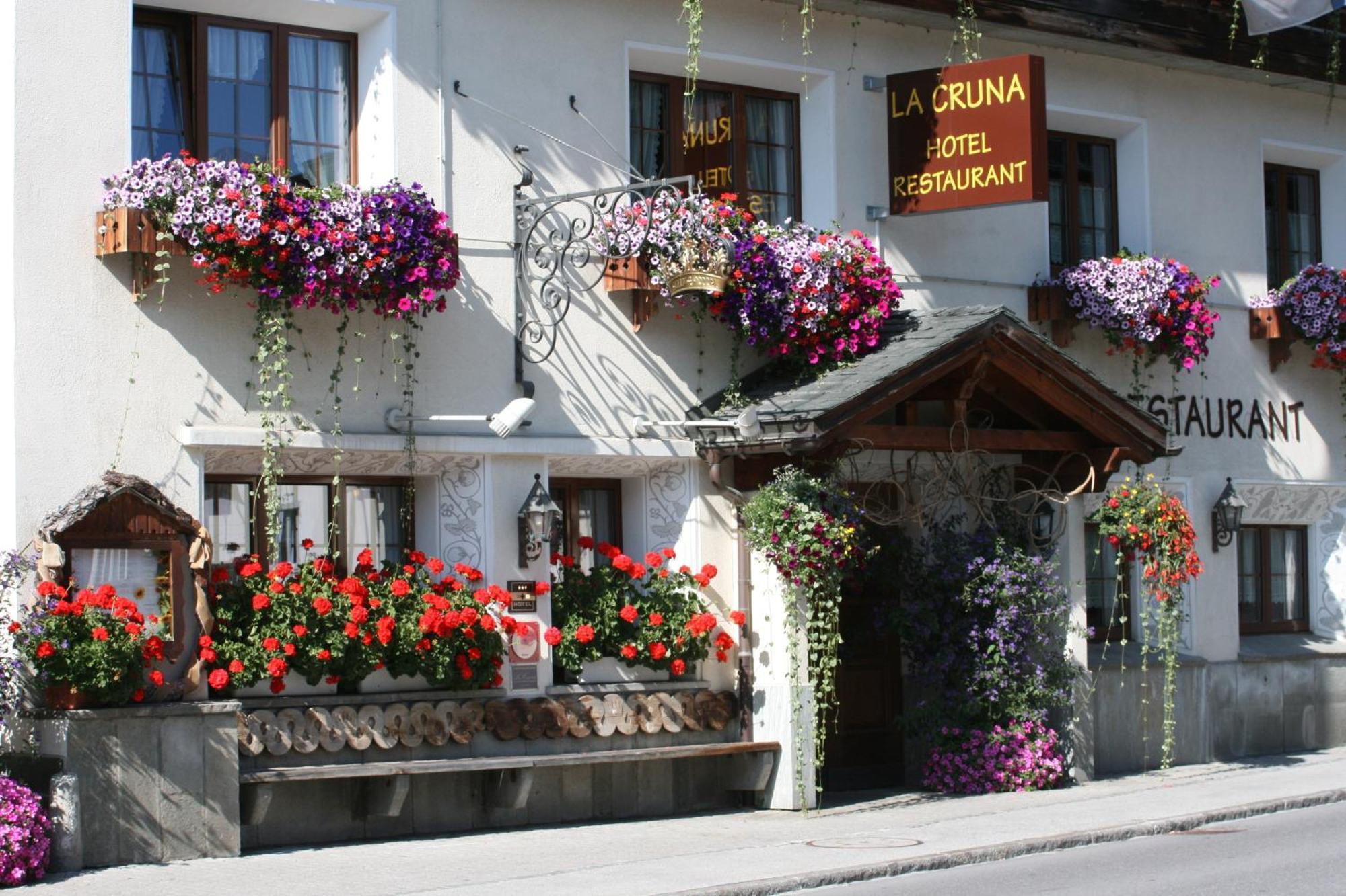 Hotel La Cruna Sedrun